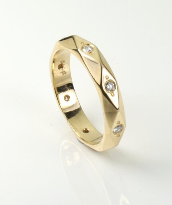 Ring "Harlequin"  14 kt hvidguld