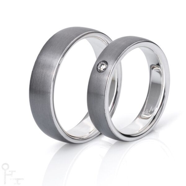 Tantal ring med sterling sølv foring